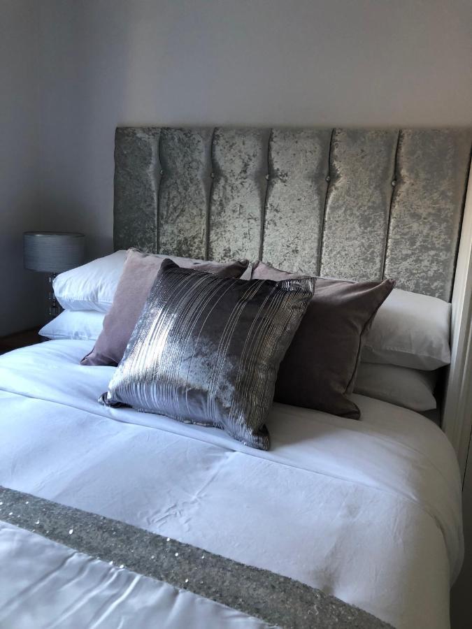 Old Hunters Lodge Whipsnade Limited Екстериор снимка